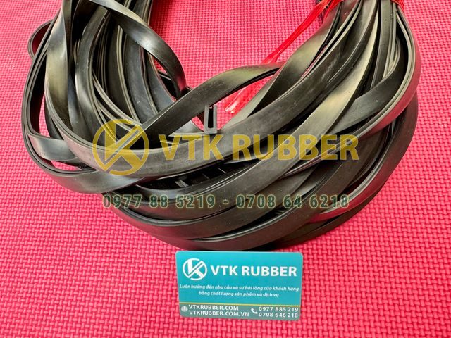 Gioăng cao su nẹp chữ U giúp cố định và bảo vệ cạnh vật liệu